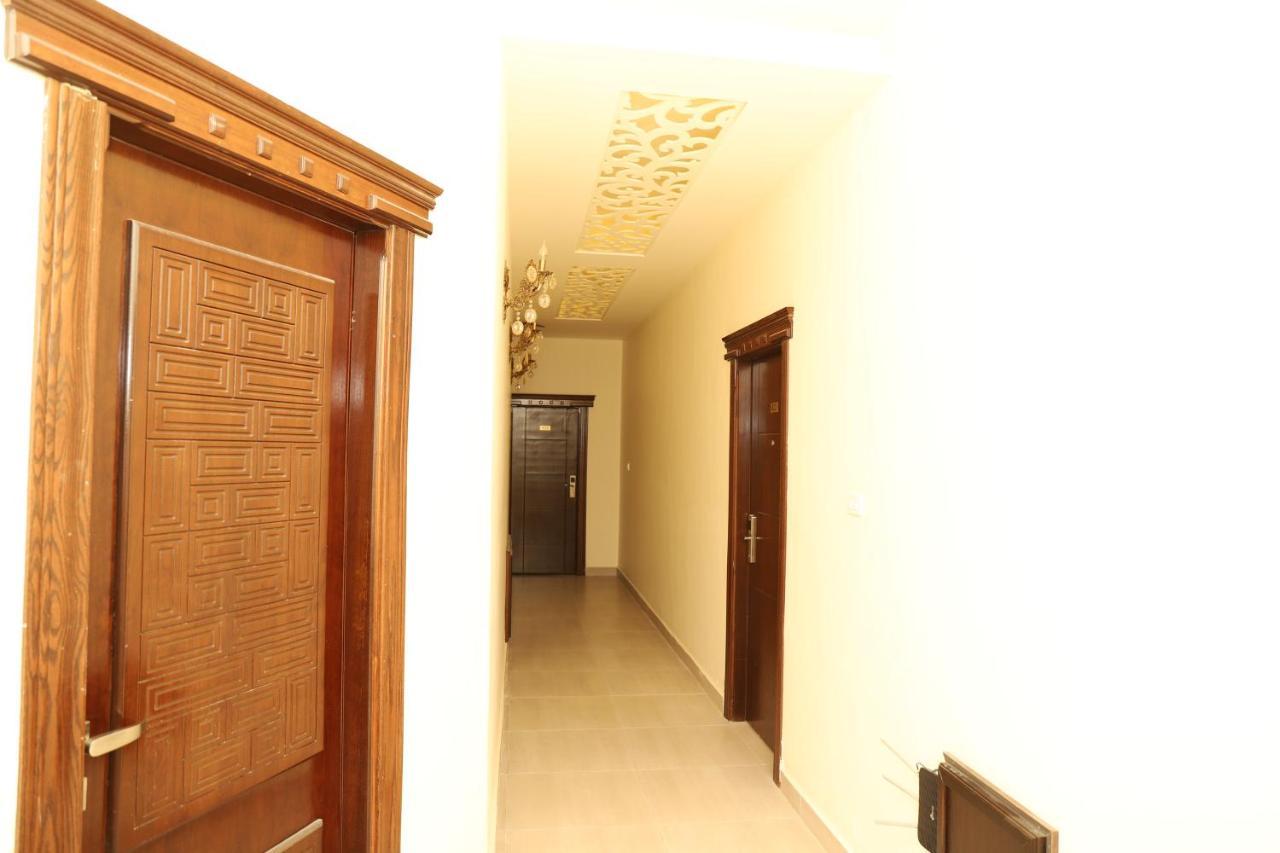 Alqimah Hotel Apartments Аман Екстериор снимка