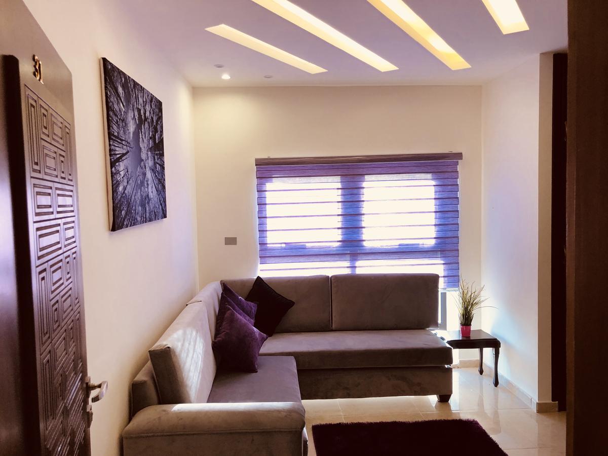 Alqimah Hotel Apartments Аман Екстериор снимка