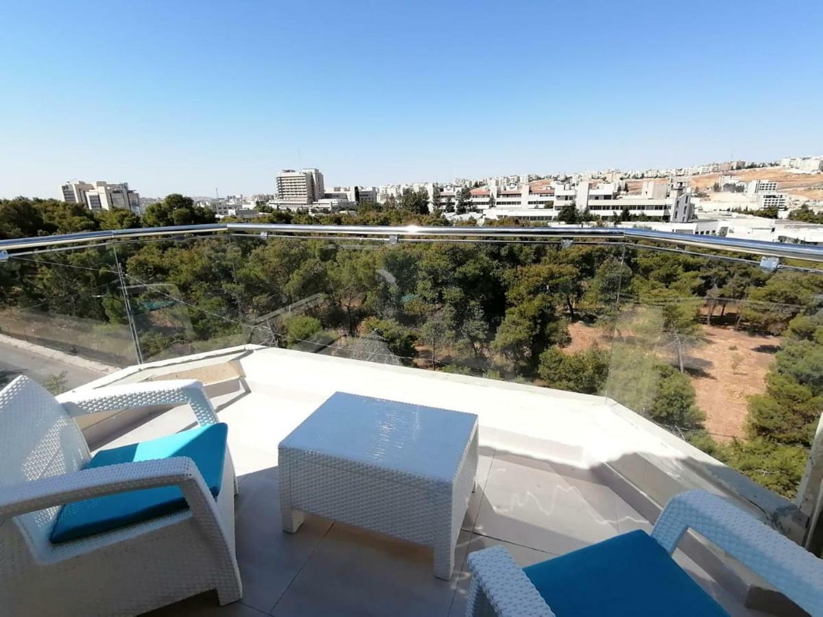 Alqimah Hotel Apartments Аман Екстериор снимка