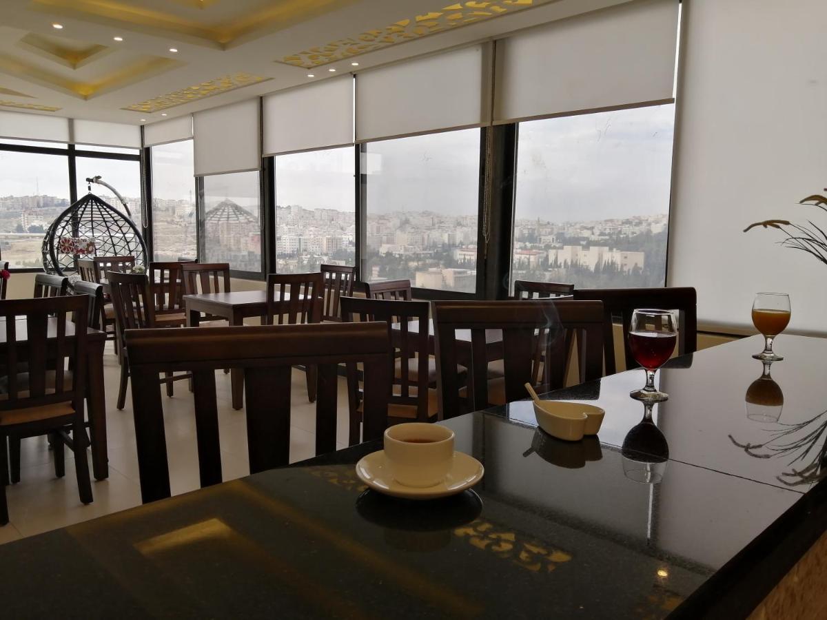 Alqimah Hotel Apartments Аман Екстериор снимка
